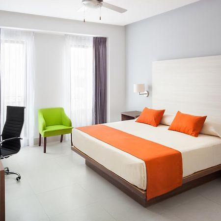 Real 1900 Hotel Iguala Екстериор снимка
